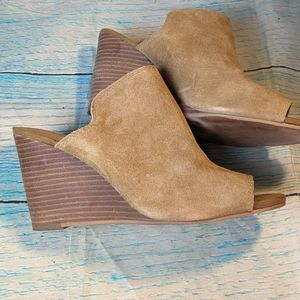 Lucky Brand Reygan wedges size 9.5